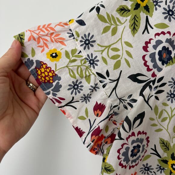 Velvet by Graham & Spencer Lucy Floral Boho Blouse Size Medium - Picture 4 of 9